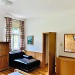 Gaestehaus Hohe Tannen Konukevi 3*