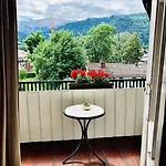 Konukevi Gaestehaus Hohe Tannen