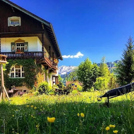 Gaestehaus Hohe Tannen 3*