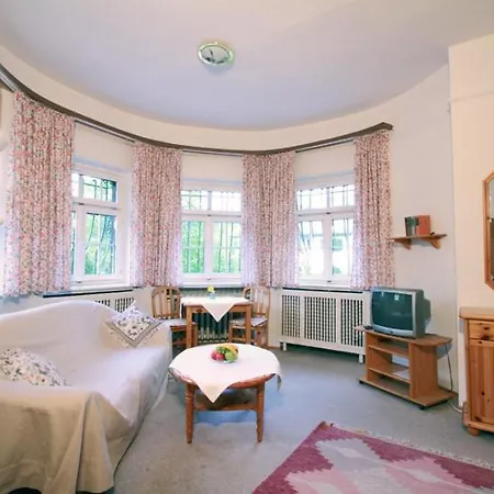 Gaestehaus Hohe Tannen Guest house 3*