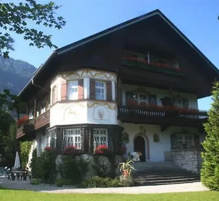 Gaestehaus Hohe Tannen Guest house Garmisch-Partenkirchen