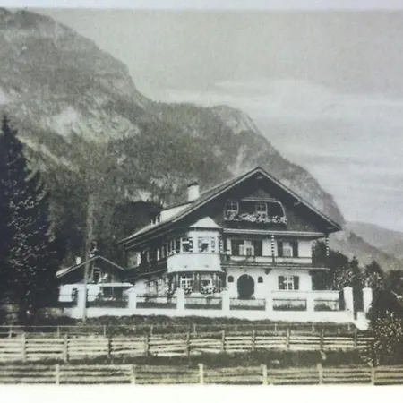 Gaestehaus Hohe Tannen 3*