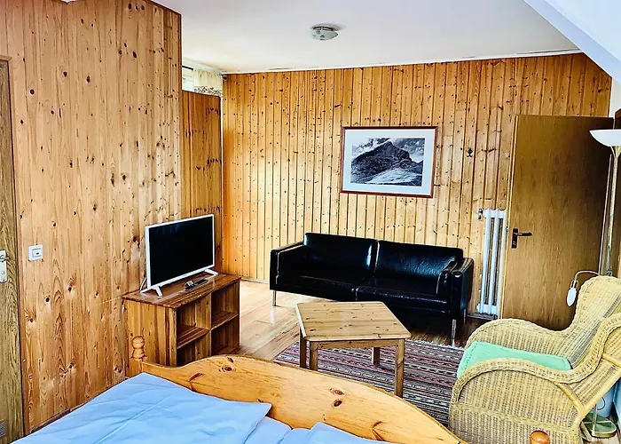 Gaestehaus Hohe Tannen 3*