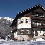 Gaestehaus Hohe Tannen Guest house 3*