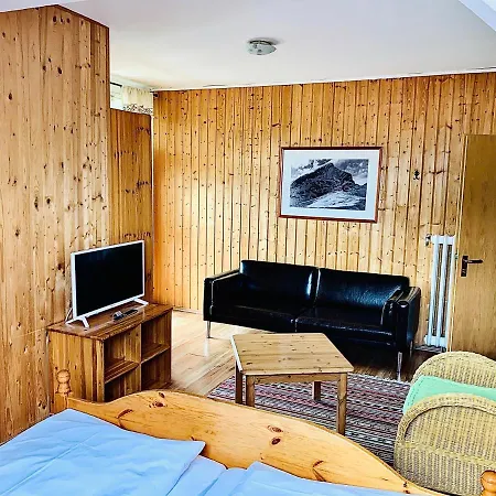 Gaestehaus Hohe Tannen 3*