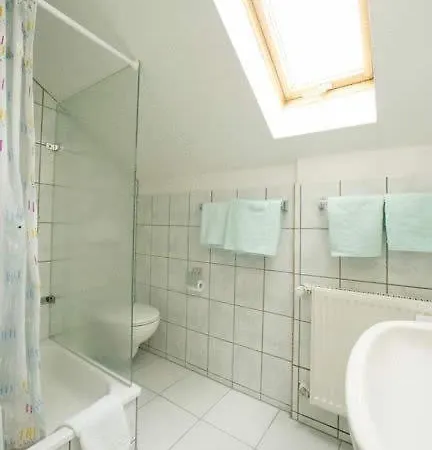 Penzion Gaestehaus Hohe Tannen 3*